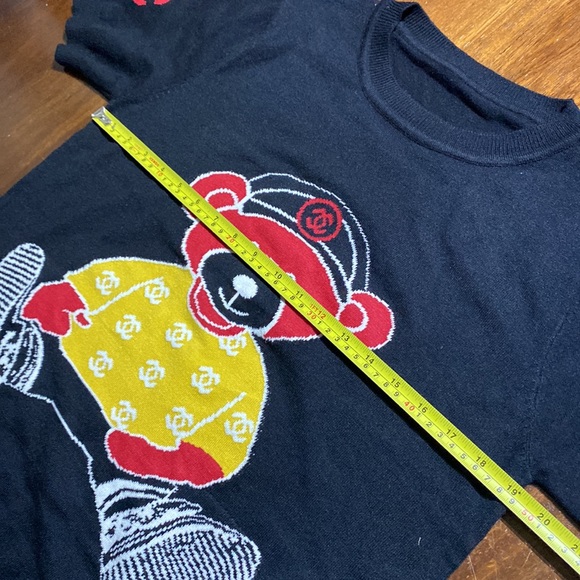 CHANEL Sz M - L Soft Knit Chanel Bear 🐻 Red Chanel Logo on Sleeve Brand New - Picture 6 of 10